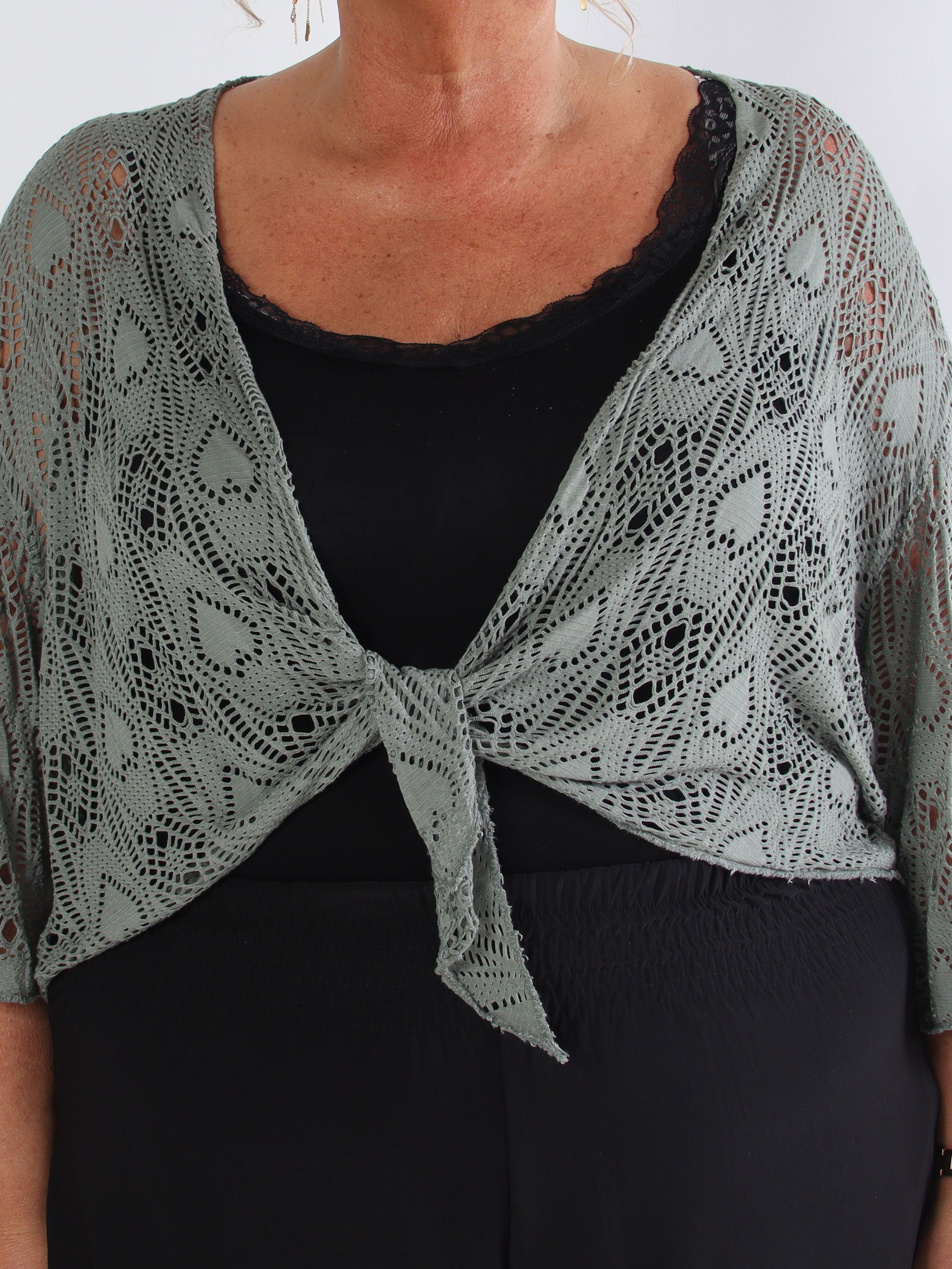 Elly - Let plus size cardigan i viskose med hulmønster